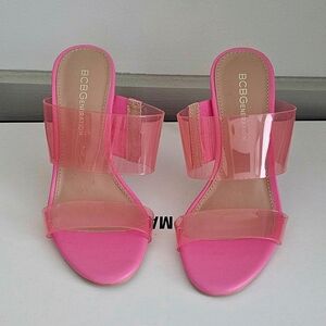 NWT! BCBGeneration Vibrant Pink Sandals